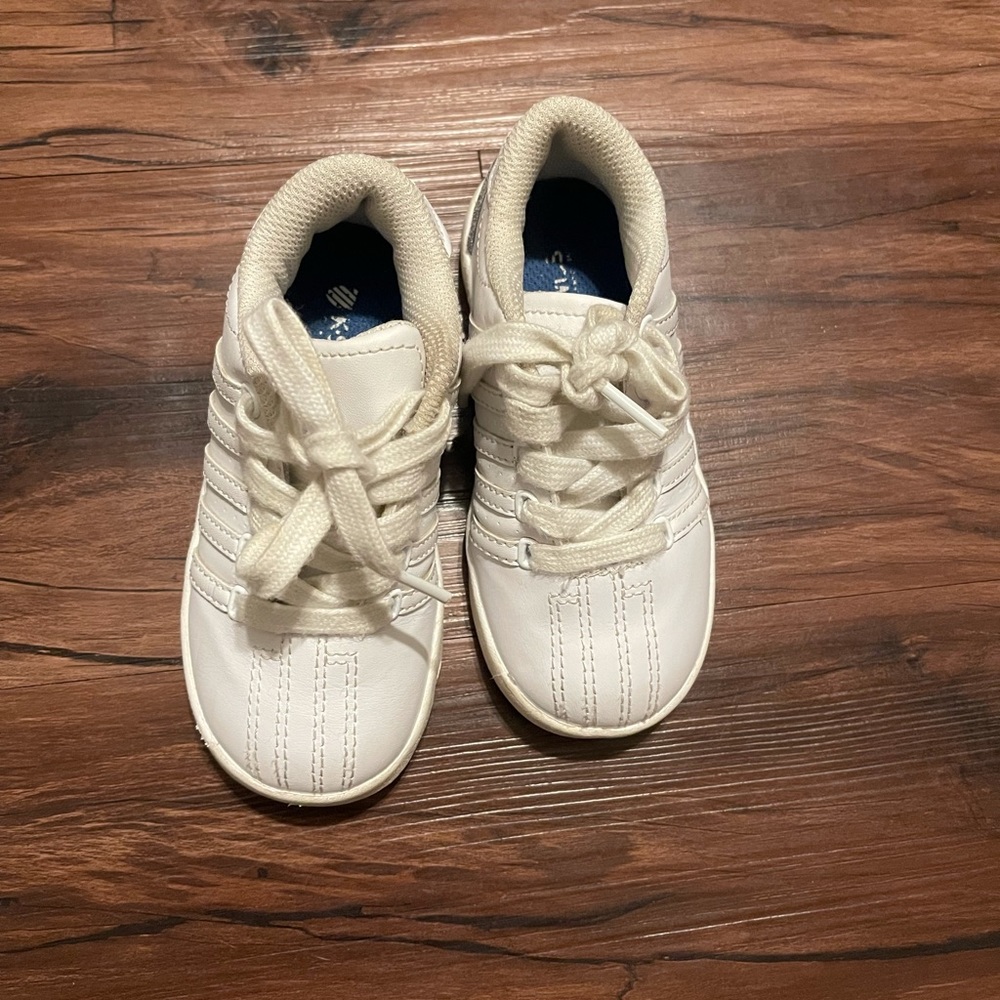 K-SWiss boys
